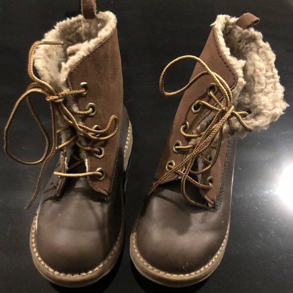 GAP Other - Gap Toddler 9 Kids Shearling Lined Boots